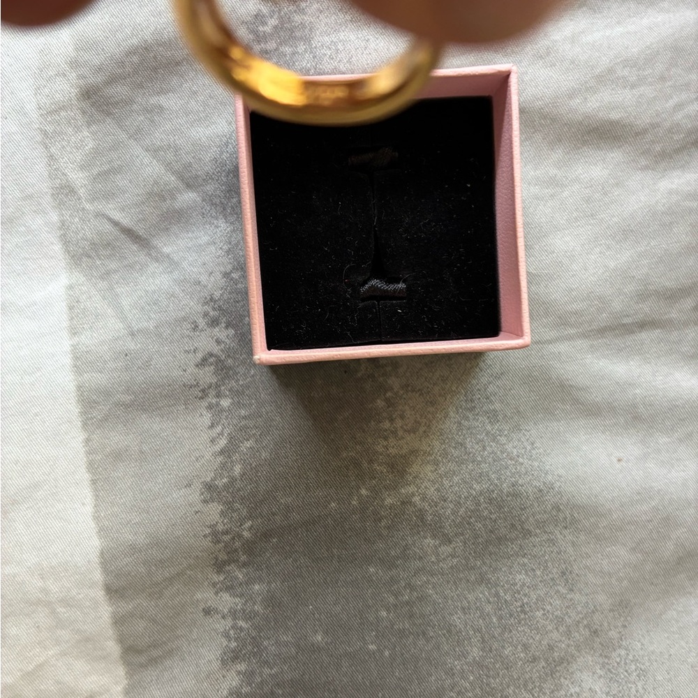 Kurt Geiger Pink and Gold Ring, size small 5-5.5 - Picture 13 of 13